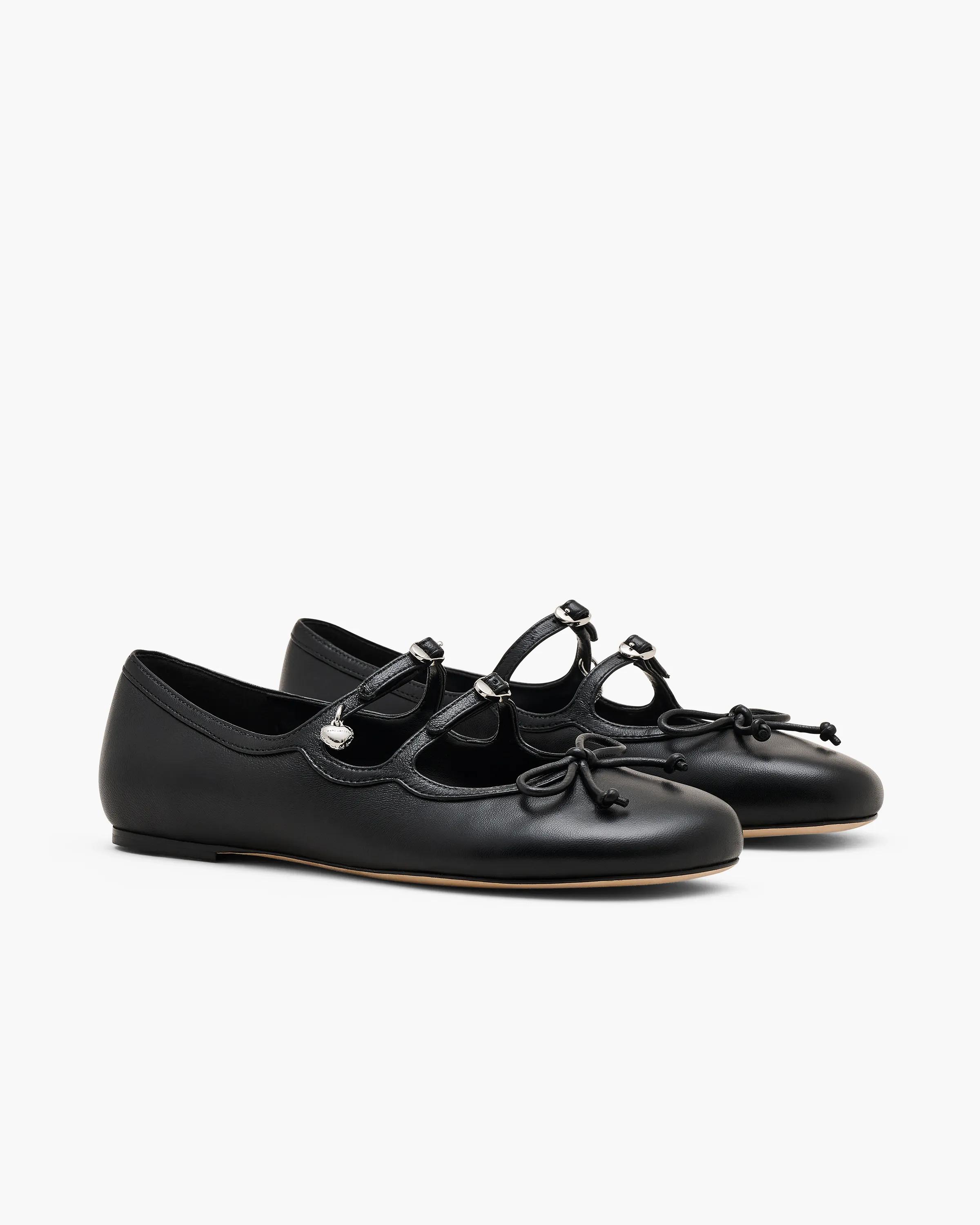 MARC JACOBS Marc Jacobs The Kiki Ballerina in Black, Size 41　MARC JACOBS マーク ジェイコブス キキ バレリーナ ブラック、サイズ 41 MARC