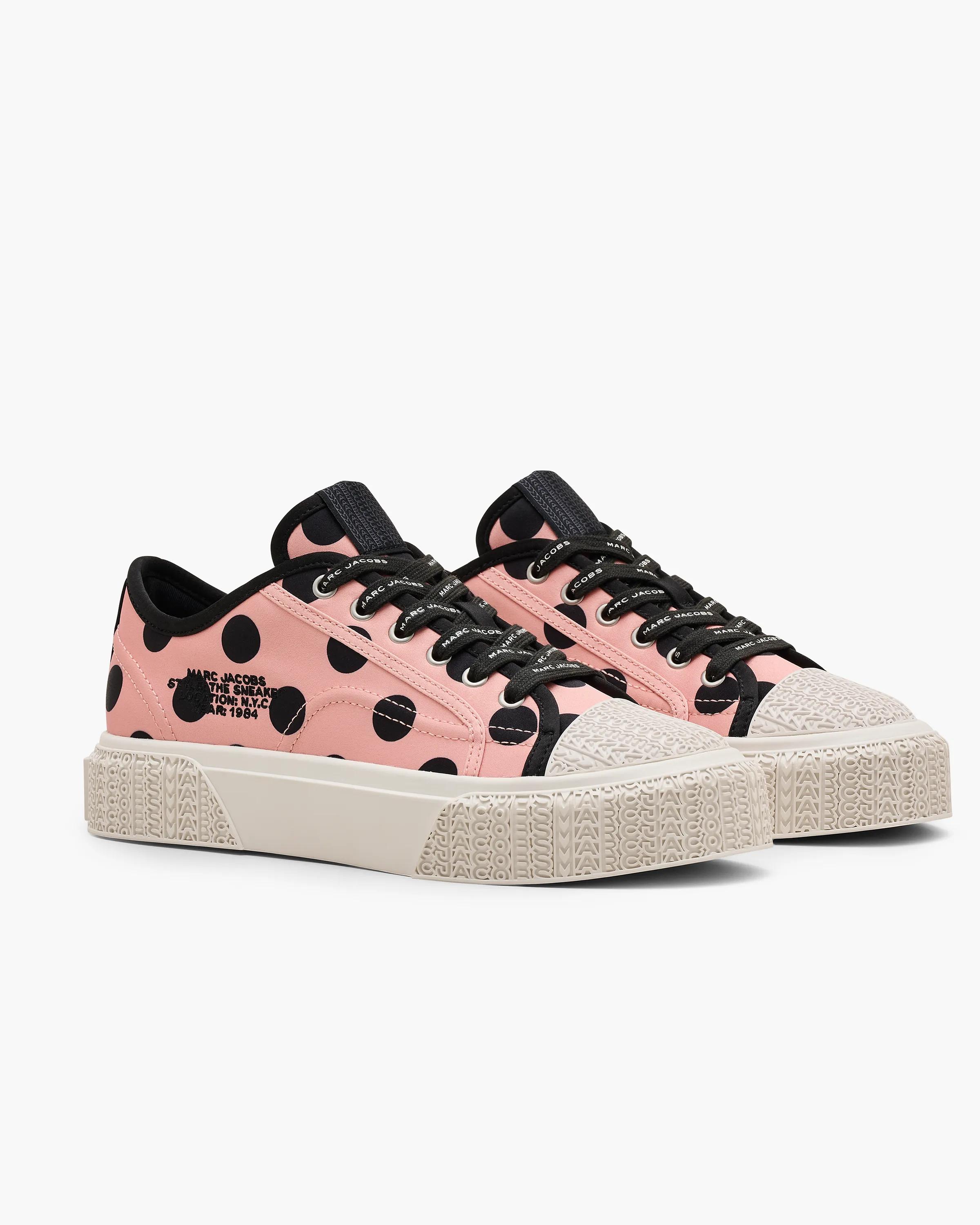 MARC JACOBS Marc Jacobs The Satin Dots Sneaker in Peach Multi　MARC JACOBS マーク ジェイコブス ザ サテン ドット スニーカー (ピーチ マルチ) MARC