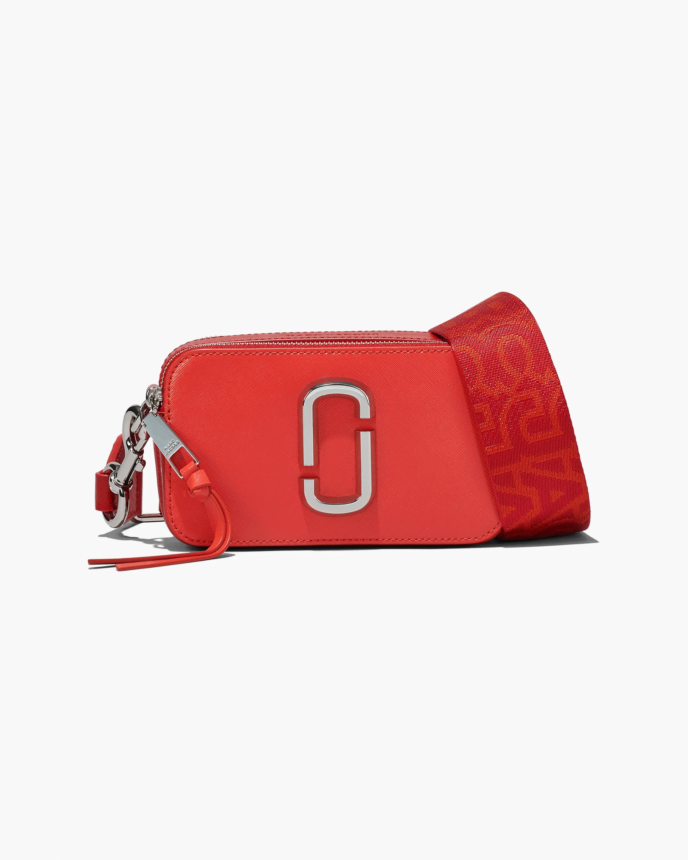 MARC JACOBS Marc Jacobs The Bi-Color Snapshot Bag in Electric Orange Multi　MARC JACOBS マーク ジェイコブス バイカラー スナップショット バッグ エレクトリック オレンジ マルチ MARC