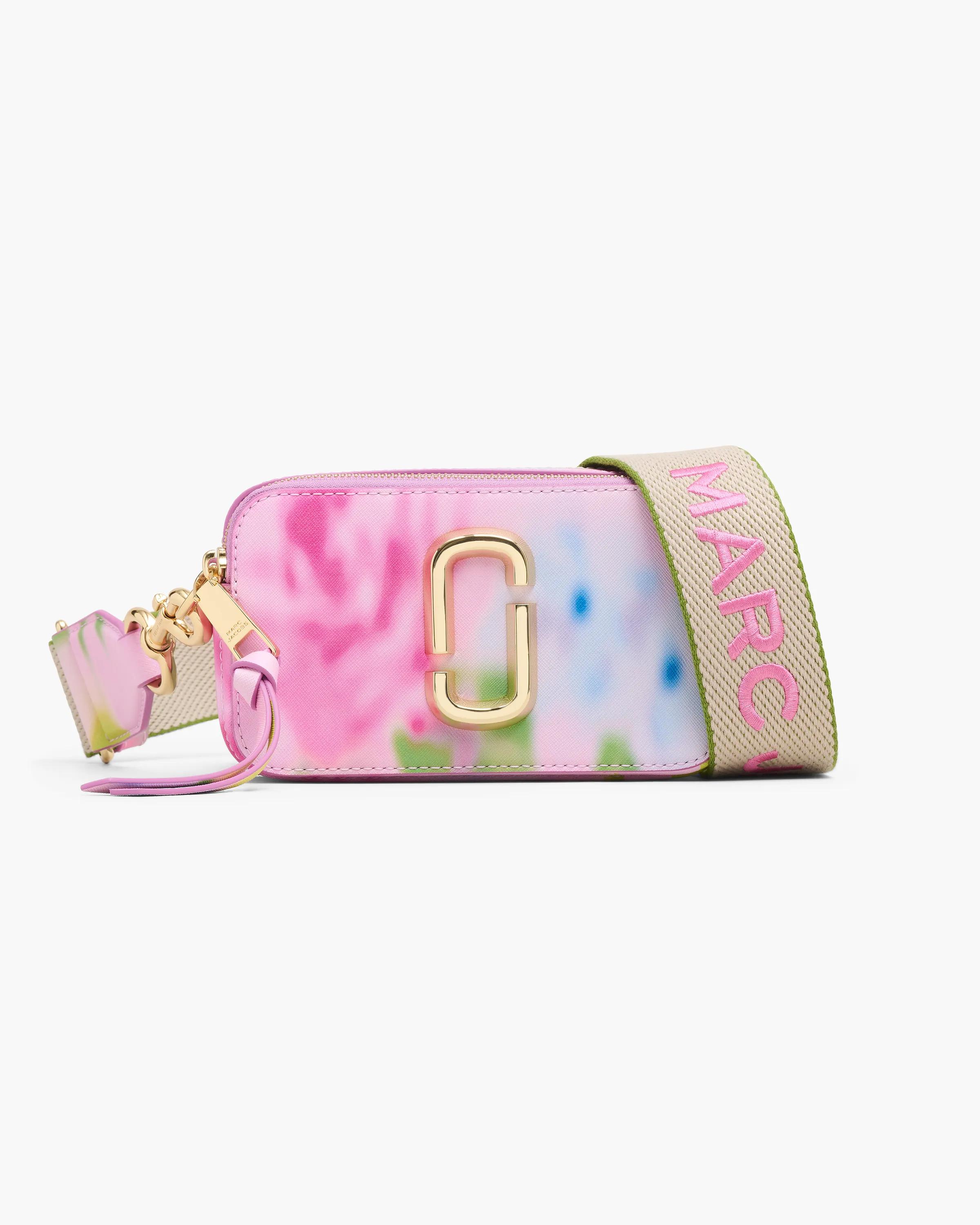 MARC JACOBS Marc Jacobs The Blurred Floral Snapshot Bag in Ribbon Pink Multi　MARC JACOBS マーク ジェイコブス ザ ブラード フローラル スナップショット バッグ リボン ピンク マルチ MARC