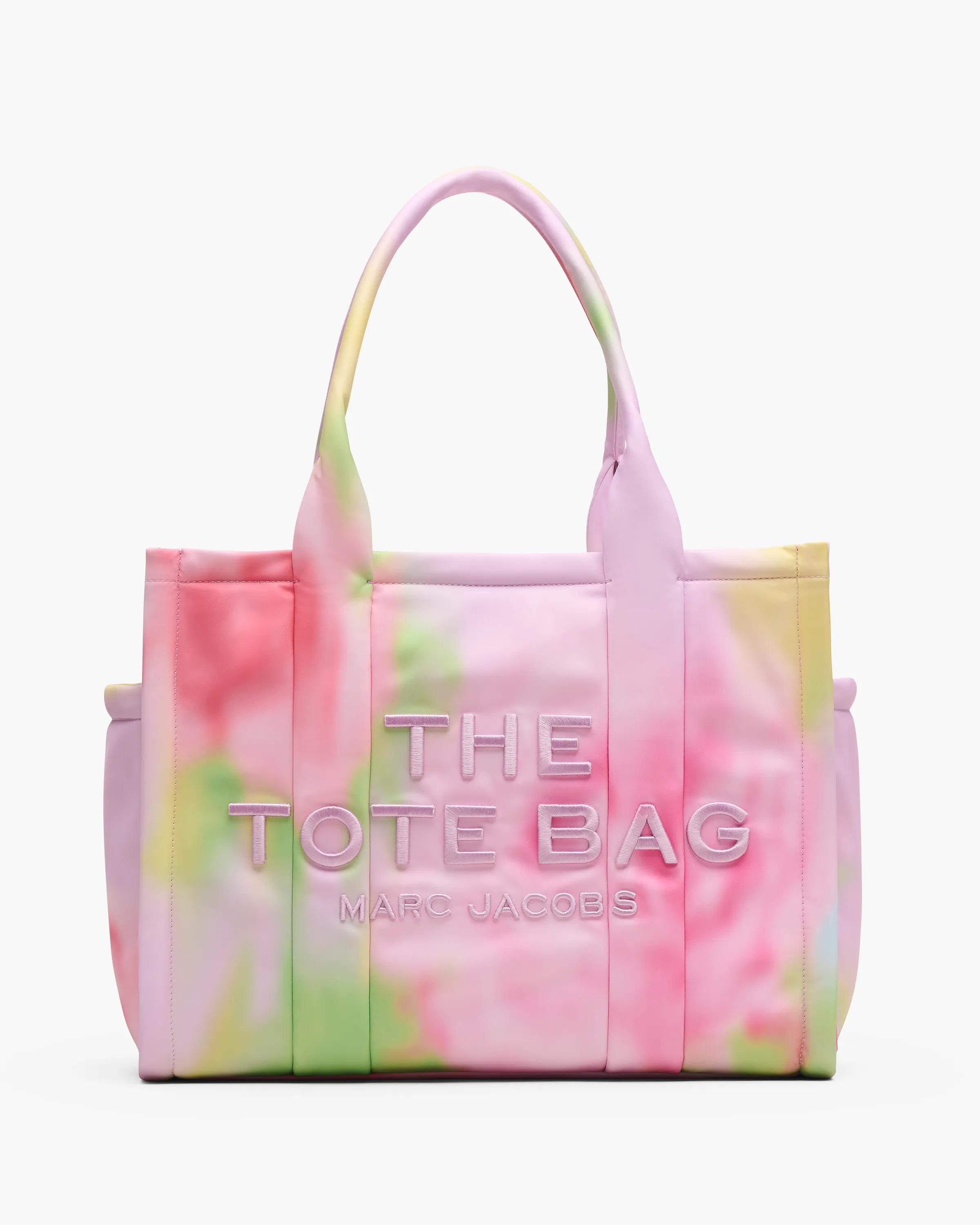 MARC JACOBS Marc Jacobs The Blurred Floral Large Puffy Nylon Tote Bag in Ribbon Pink Multi　MARC JACOBS マーク ジェイコブス ブラード フローラル ラージ パフィー ナイロン トート バッグ リボン ピンク マルチ MARC