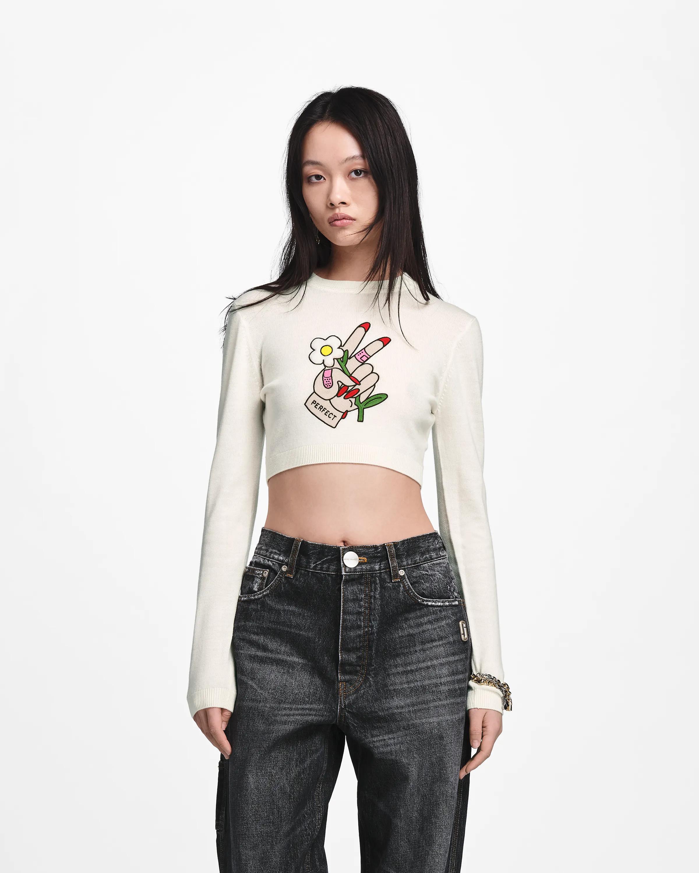 MARC JACOBS Marc Jacobs Tattoo Patch Crop Longsleeve in Ivory　MARC JACOBS マーク ジェイコブス タトゥー パッチ クロップ ロングスリーブ (アイボリー) MARC