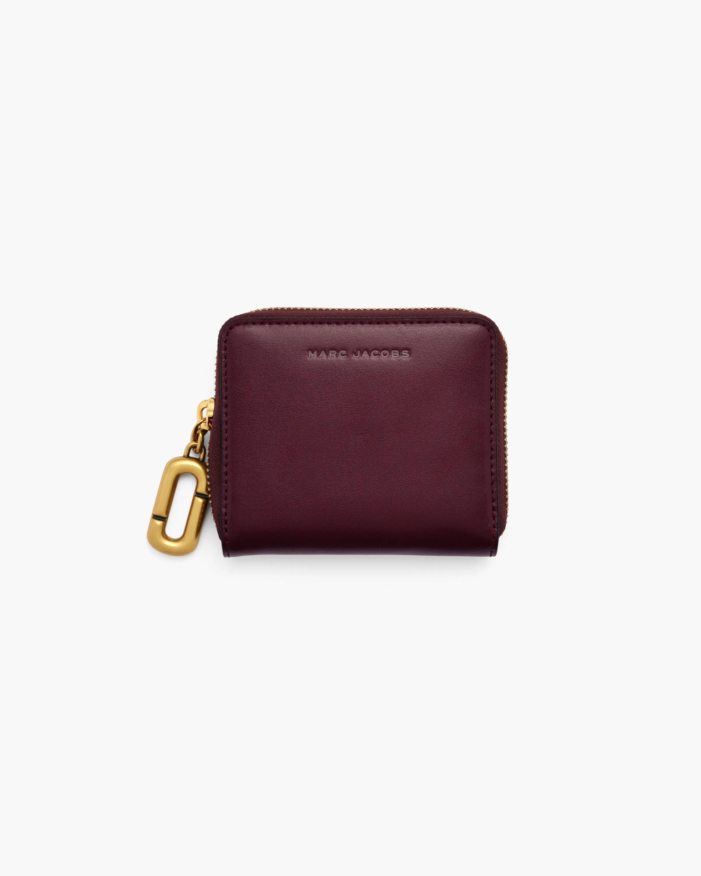 MARC JACOBS Marc Jacobs Scene Slim Compact Wallet in Dark Port　MARC JACOBS マーク ジェイコブス シーン スリム コンパクト ウォレット ダーク ポート MARC