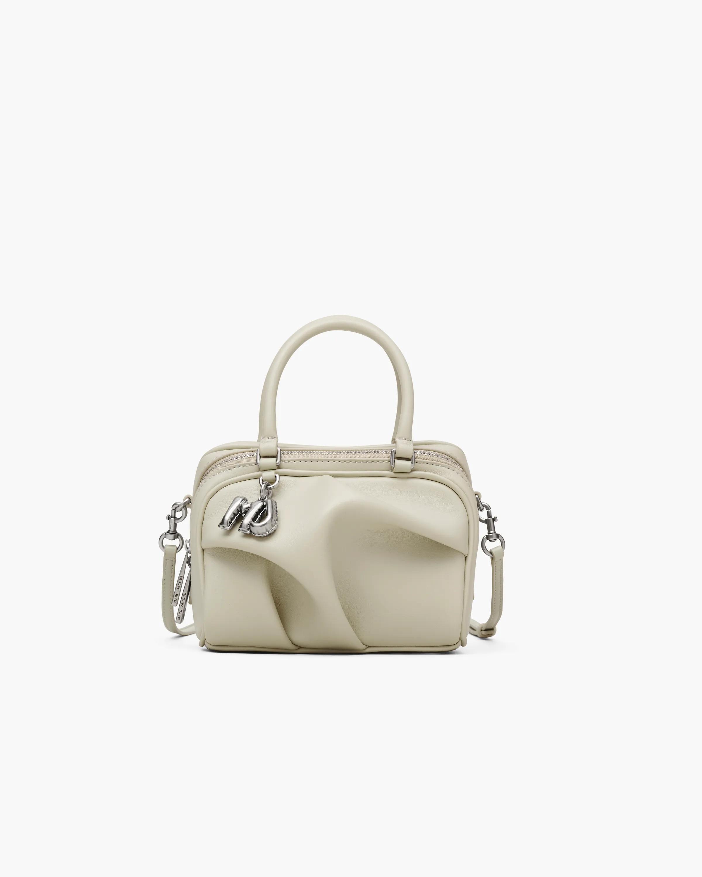 MARC JACOBS Marc Jacobs The Mini Wave Bag in Bone　MARC JACOBS マーク ジェイコブス ボーン ミニ ウェーブ バッグ MARC