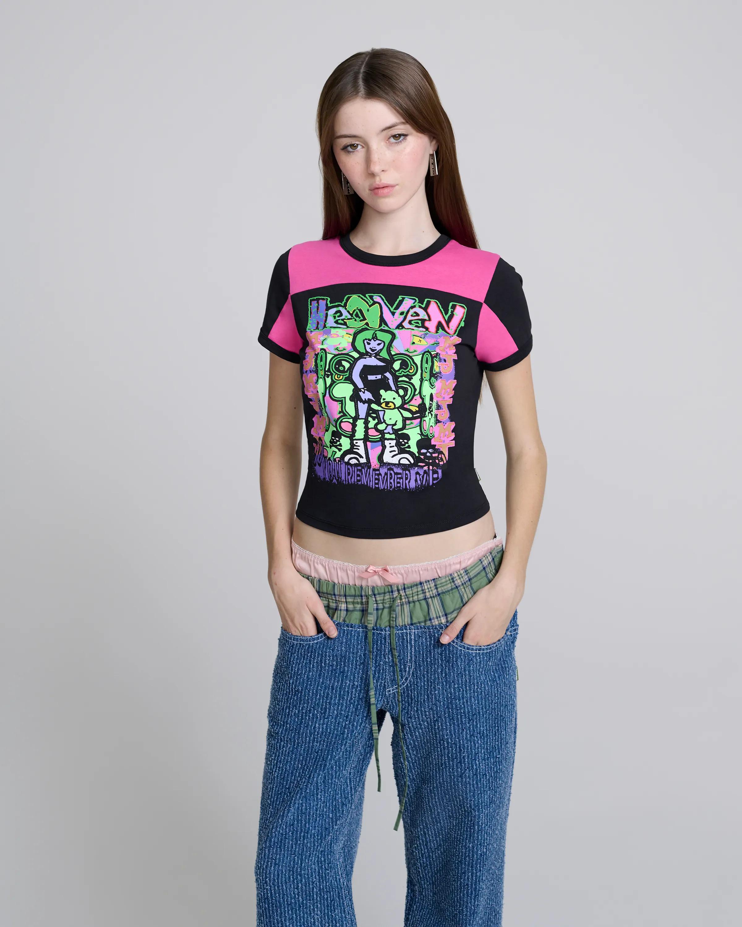 MARC JACOBS Marc Jacobs Do U Remember Panel Baby Tee in Black Multi, Size Large　MARC JACOBS マーク ジェイコブス Do U Remember パネル ベビー Tシャツ ブラック マルチ、サイズ L MARC