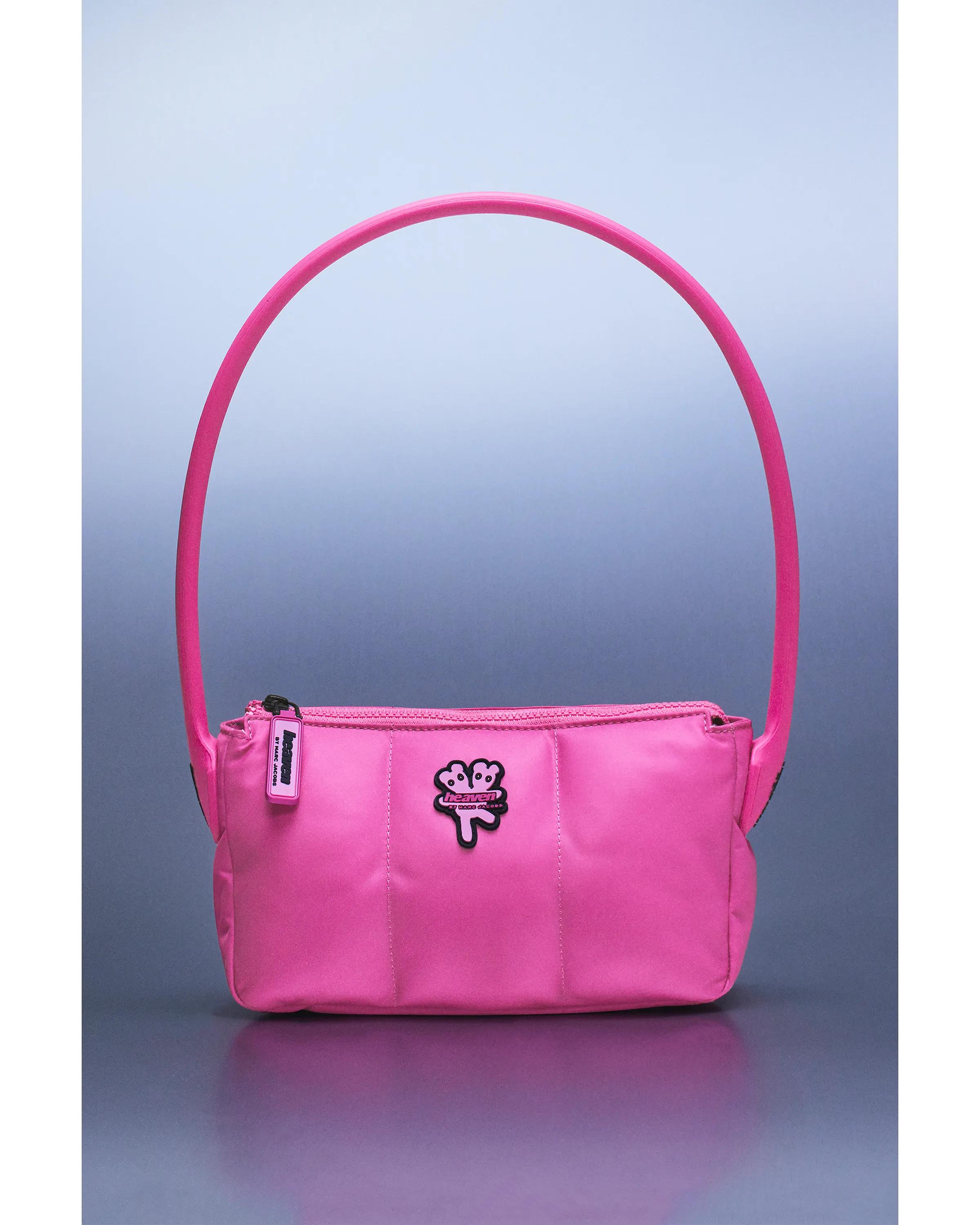 MARC JACOBS Marc Jacobs SHOULDER BAG in Hot Pink　MARC JACOBS マーク ジェイコブス ショルダーバッグ ホットピンク MARC
